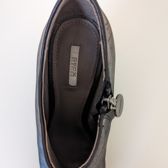 Geox Size 7 US Leather Ankle Boots - Picture 5 of 12